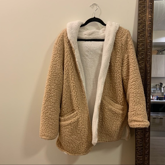 Oversized Teddy Jacket - Picture 1 of 2